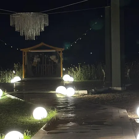 Zumrut Bahce Motel *