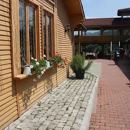 Motel Zumrut Bahce *
