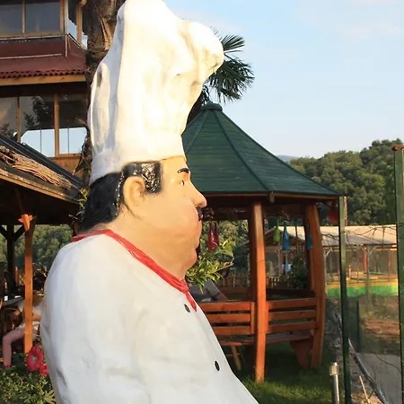 Motel Zumrut Bahce Gökçedere