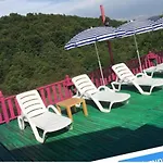 Zumrut Bahce Motel *