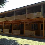 Zumrut Bahce *