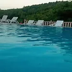 Zumrut Bahce Motel Gokcedere