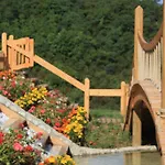 Zumrut Bahce Motel