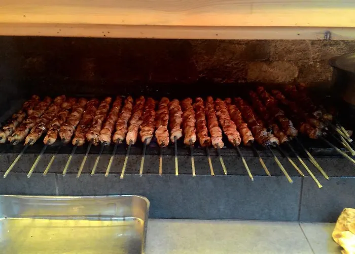 Zumrut Bahce Мотель Гёкчедере