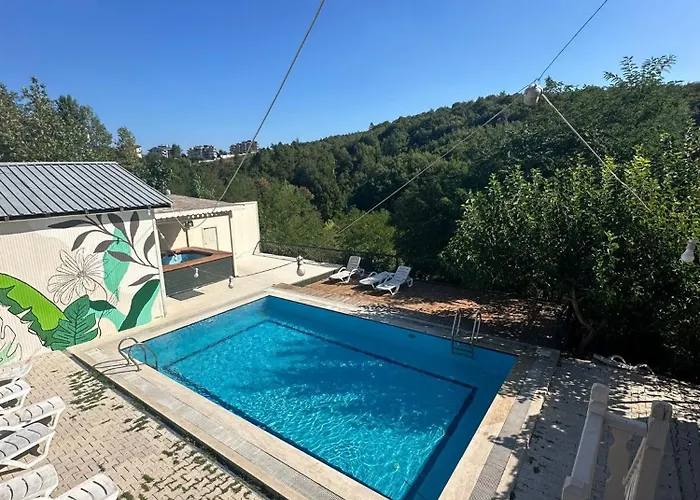 Мотель Zumrut Bahce Гёкчедере