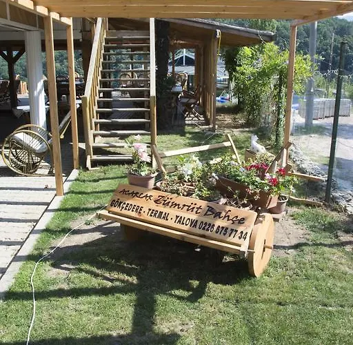 Zumrut Bahce Гёкчедере